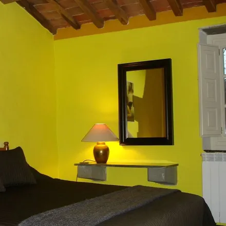 Rent this 3 bed apartment on 51017 Pescia PT