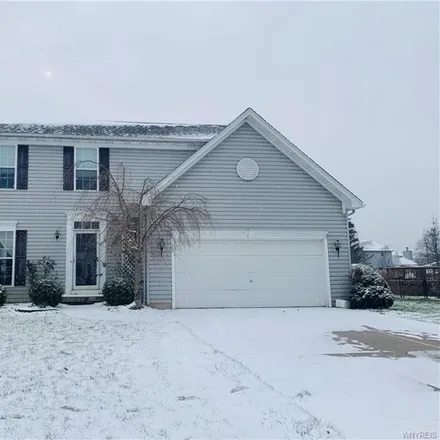 Rent this 4 bed house on 28 Old Carriage House Road in Grand Island, NY 14072