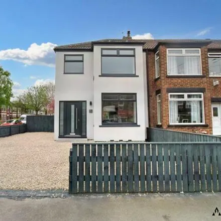 Buy this 3 bed house on Murrayfield Road in Hull, HU5 4DN