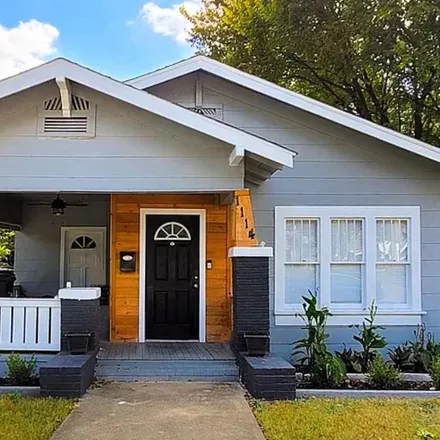 Rent this 3 bed house on 1114 East Terrell Avenue in Fort Worth, TX 76104