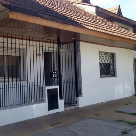 Buy this 2 bed house on Victorica 1400 in Bernal Oeste, 1876 Bernal