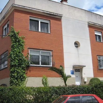 Rent this 3 bed apartment on Apartamento turístico “La Ribera del Marco” in Calle La Roche Sur Yon, 25