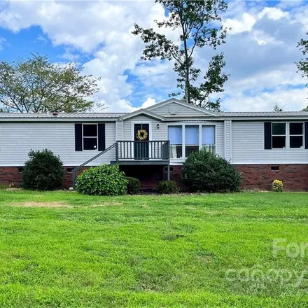 Buy this 3 bed house on 125 Trent Road in Statesville, NC 28677