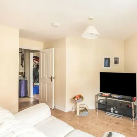 Buy this 1 bed apartment on Martingale Chase in Newbury, RG14 2ER