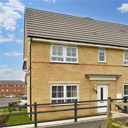 Buy this 3 bed duplex on Carson Grove in Morley, LS27 0GE