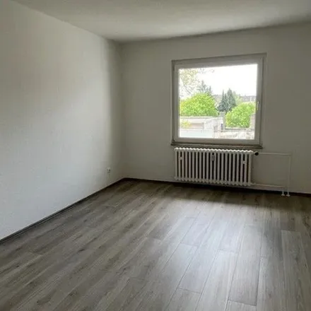 Image 4 - Hugo-Bansen-Straße 2, 47229 Duisburg, Germany - Apartment for rent