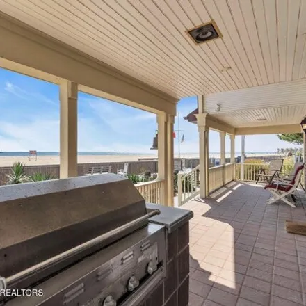 Image 9 - 62 Water Street, Point Pleasant Beach, NJ 08742, USA - House for sale