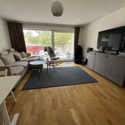 Rent this 2 bed apartment on Restaurang Carlos in Högåsen, 302 73 Tylösand