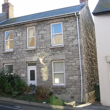 Rent this 2 bed house on High Street in Fortuneswell, DT5 1JH