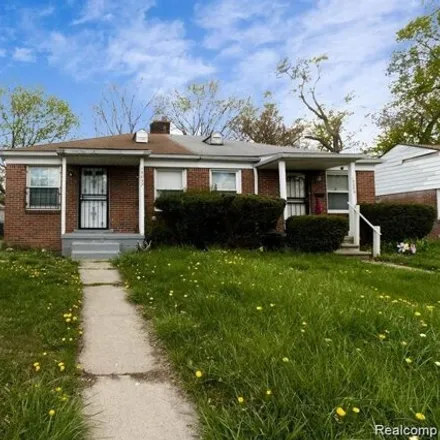 Buy this 2 bed house on Evergreen / Outer Dr (NB) in Evergreen Avenue, Detroit