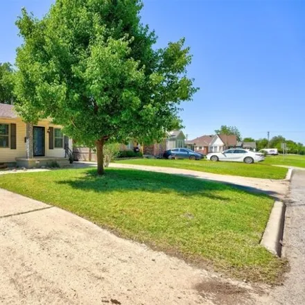 Rent this 3 bed house on 4973 North College Avenue in Bethany, OK 73008