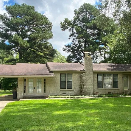 Buy this 3 bed house on 808 Howard Road in Pleasant Acres, Starkville