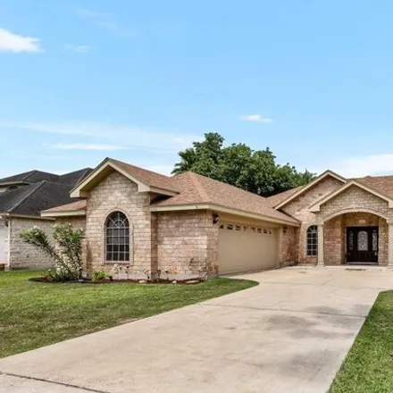 Buy this 4 bed house on 629 Palm Avenue in La Feria, TX 78559