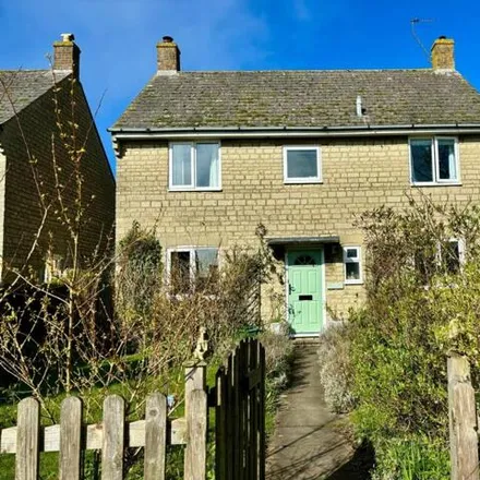 Buy this 4 bed house on High Street in Hinton Waldrist, SN7 8RW