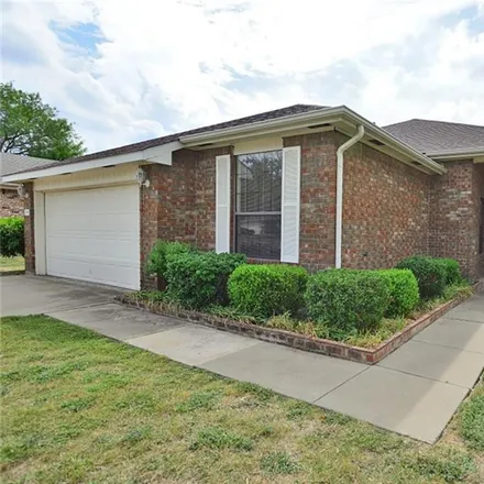 Buy this 4 bed house on 2110 Heights Drive in Harker Heights, TX 76548