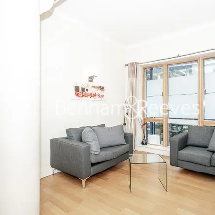 Rent this 2 bed apartment on Temple House in Tallis Street, Blackfriars