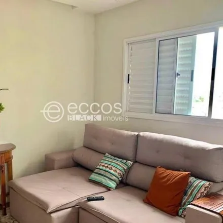 Buy this 3 bed apartment on Rua João Catanduva in Segismundo Pereira, Uberlândia - MG