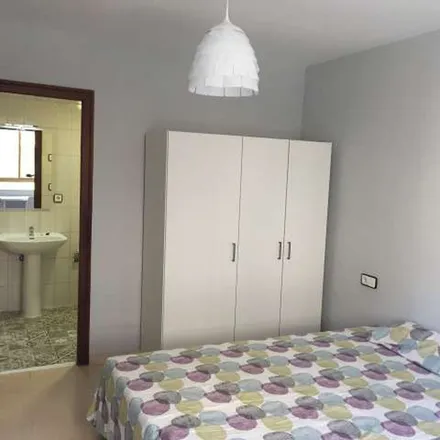 Image 6 - calle Alcalde Alfonso de Rojas, 3, 03004 Alicante, Spain - Apartment for rent