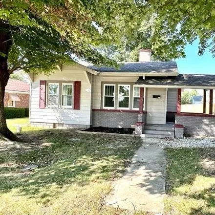 Buy this 2 bed house on 310 West Thomas Street in Sullivan, IN 47882