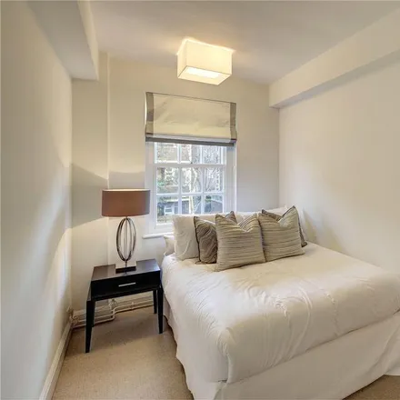 Image 6 - Pelham Court, 145 Fulham Road, London, SW3 6SD, United Kingdom - Apartment for rent