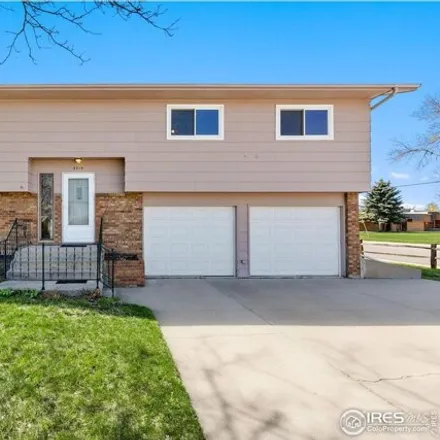 Buy this 4 bed house on 826 West 33rd Street in Loveland, CO 80538