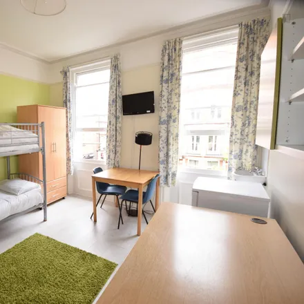Rent this 13 bed room on Bed Station Earls Court Road in 270 Earl's Court Road, London