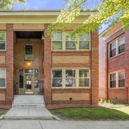 Buy this studio townhouse on 3317 Harriet Avenue South in Minneapolis, MN 55419