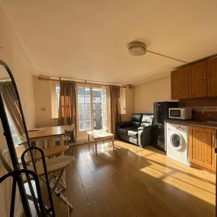 Rent this 1 bed apartment on 25 Chalton Street in London, NW1 1JE
