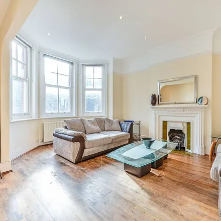 Image 4 - Glyn Mansions, Hammersmith Road, London, W14 8XH, United Kingdom - Apartment for rent