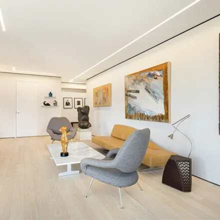 Image 2 - The Sovereign, East 58th Street, New York, NY 10022, USA - Apartment for sale