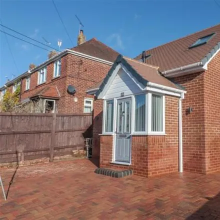 Buy this 2 bed house on Mitford Road in New Alresford, SO24 9HL