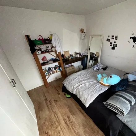 Rent this 1 bed room on 86-170 Pigott Street in London, E14 7DW
