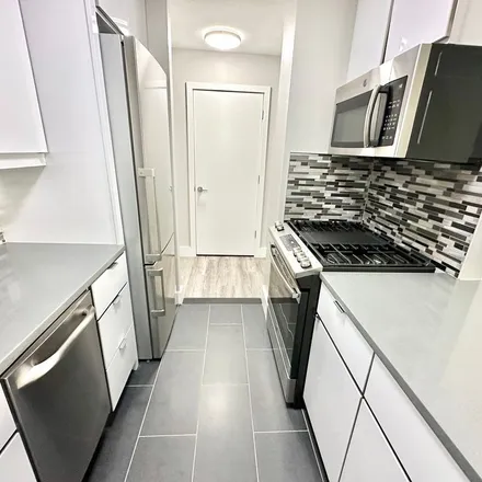 Rent this 2 bed apartment on Fáílte in 531 2nd Avenue, New York