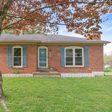 Buy this 3 bed house on 988 Club Drive in Goshen, Oldham County