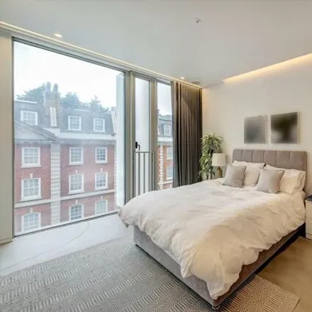 Image 7 - Nova - B, Sir Simon Milton Square, London, SW1W 0QU, United Kingdom - Apartment for sale