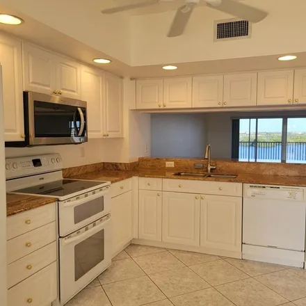 Rent this 3 bed apartment on unnamed road in Seminole, FL