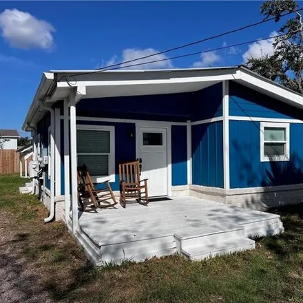 Buy this 1 bed house on 1551 South Doughty Street in Aransas County, TX 78382