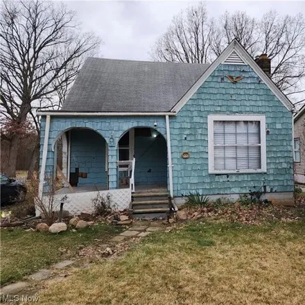 Buy this 3 bed house on 4001 Paumier Avenue Northeast in Stark County, OH 44641