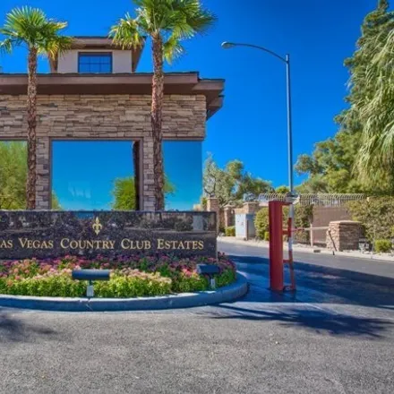 Image 1 - Las Vegas Country Club, LVCC Loop, Winchester, NV 89169, USA - House for rent