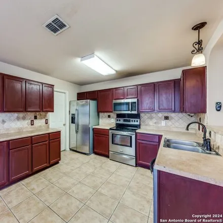 Image 5 - 9651 Krier View, Converse, TX 78109, USA - House for sale