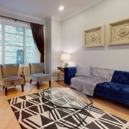 Buy this 2 bed apartment on #1s,1421 West Carmen Avenue in Little Vietnam, Chicago
