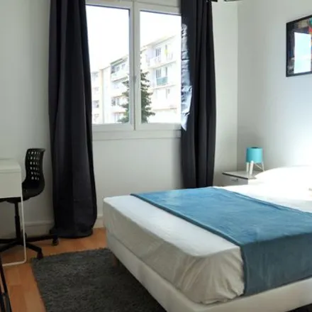 Rent this 1 bed room on 11 Rue des Reinettes in 44300 Nantes, France