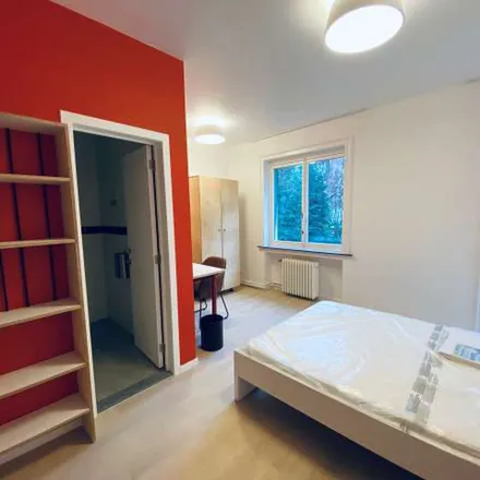 Rent this 1studio apartment on Rue Marie Depage - Marie Depagestraat 3 in 1180 Uccle - Ukkel, Belgium