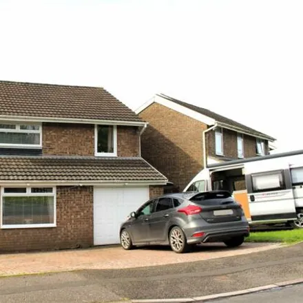 Buy this 3 bed house on Monmouth Way in Boverton, CF61 2GU