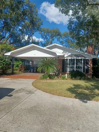 Rent this 3 bed house on 189 Lake Hollingsworth Drive in Lakeland, FL 33801