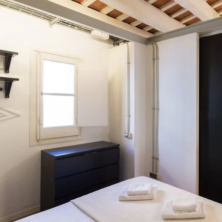 Image 5 - Carrer de Cucurulla, 1, 08002 Barcelona, Spain - Apartment for rent