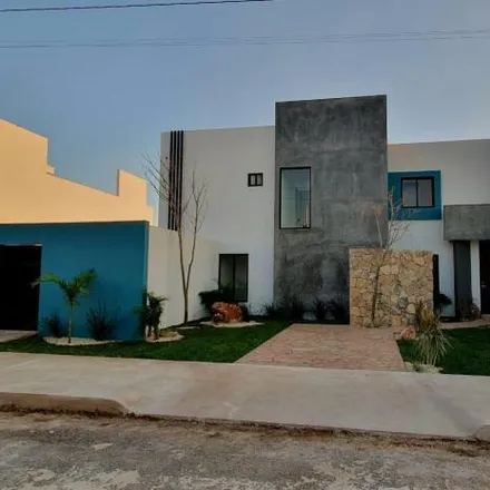 Image 1 - Calle 22, 97130 Cholul, YUC, Mexico - House for sale