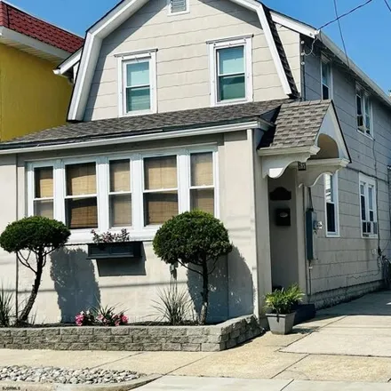 Rent this 3 bed house on 157 New Haven Avenue in Ventnor City, NJ 08406