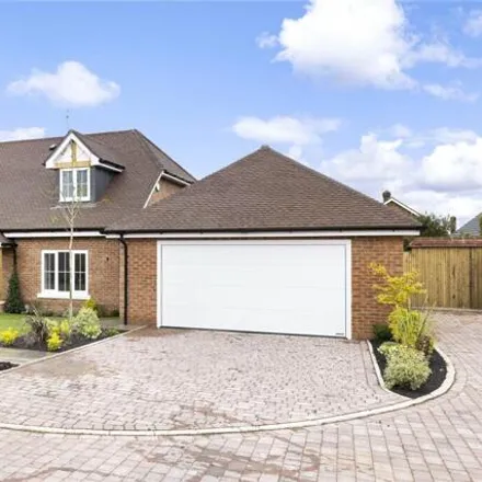 Buy this 3 bed house on Orchard Wells in Beech Close, Effingham