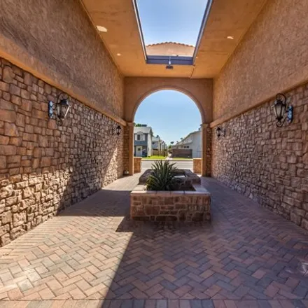 Image 3 - 7110 East Continental Drive, Scottsdale, AZ 85257, USA - Apartment for sale
